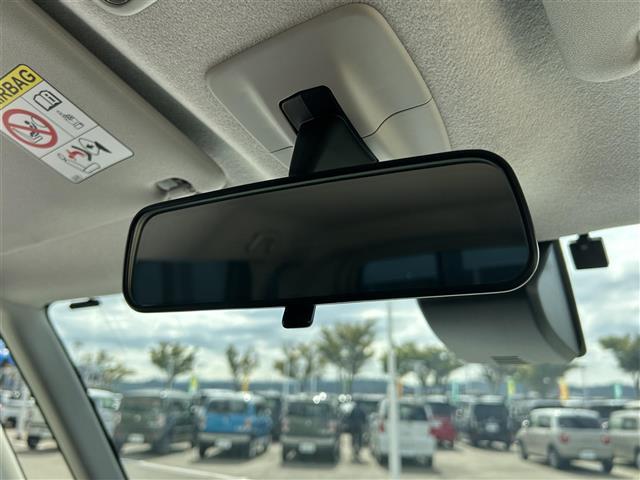 タンク カスタムG S 純正ナビ バックカメラ フルセグTV 両側パワースライドドア プリクラッシュセーフティー クルーズコントロール アイドリングストップ 純正フロアマット 純正AW オートライト フォグランプ(5枚目)