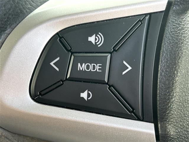 タンク カスタムG S 純正ナビ バックカメラ フルセグTV 両側パワースライドドア プリクラッシュセーフティー クルーズコントロール アイドリングストップ 純正フロアマット 純正AW オートライト フォグランプ(9枚目)