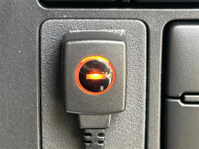 タンク カスタムG S 純正ナビ バックカメラ フルセグTV 両側パワースライドドア プリクラッシュセーフティー クルーズコントロール アイドリングストップ 純正フロアマット 純正AW オートライト フォグランプ(35枚目)