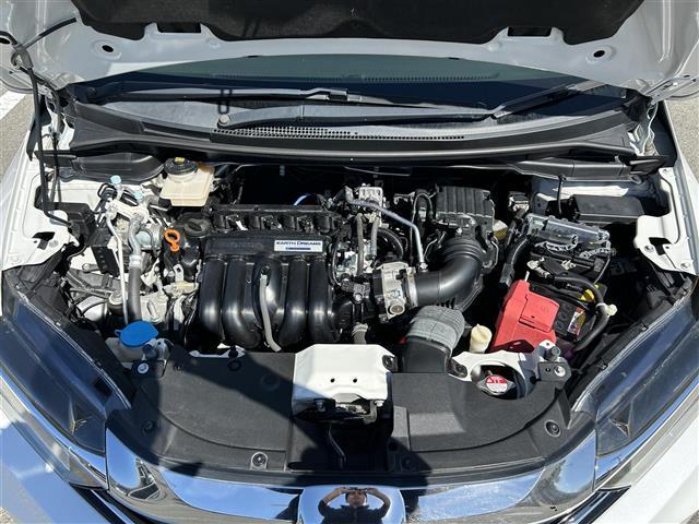 シャトル ハイブリッドZ ホンダセンシング ビルトインETC ホンダセンシング レーダークルーズコントロール 革巻きステアリング パドルシフト ステアリングスイッチ LEDヘッドライト フォグランプ オートライト ハーフレザーシート(40枚目)