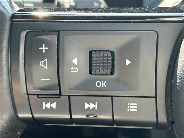 オーラ G レザーエディション 純正ナビ BOSE 全方位 革温席 ドラレコ ACC ETC エマージェンシーブレーキ 横滑り防止 レーンキープ ステアリングヒーター 電動パーキング オートホールド デジタルインナーミラー(8枚目)