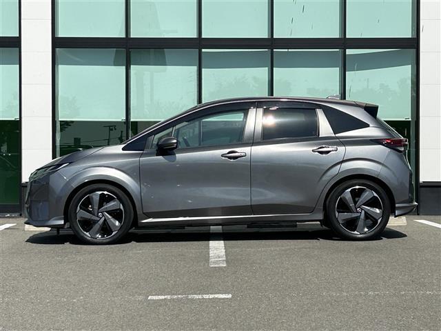 オーラ G レザーエディション 純正ナビ BOSE 全方位 革温席 ドラレコ ACC ETC エマージェンシーブレーキ 横滑り防止 レーンキープ ステアリングヒーター 電動パーキング オートホールド デジタルインナーミラー(13枚目)