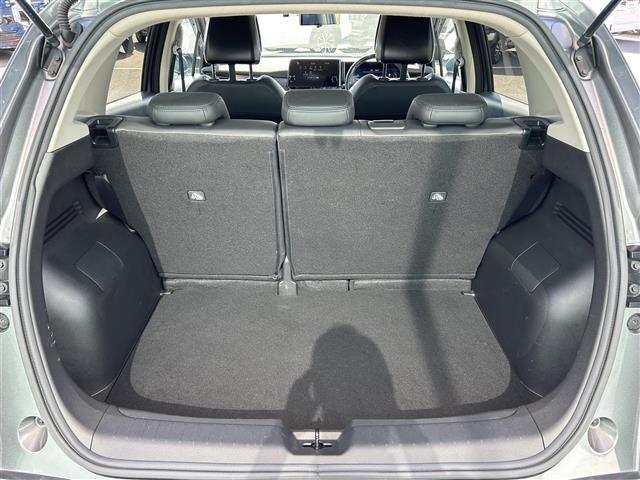 オーラ G レザーエディション 純正ナビ BOSE 全方位 革温席 ドラレコ ACC ETC エマージェンシーブレーキ 横滑り防止 レーンキープ ステアリングヒーター 電動パーキング オートホールド デジタルインナーミラー(27枚目)