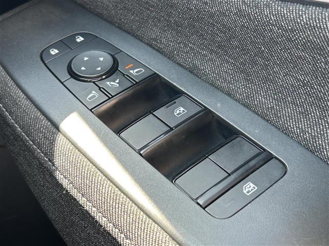 オーラ G レザーエディション 純正ナビ BOSE 全方位 革温席 ドラレコ ACC ETC エマージェンシーブレーキ 横滑り防止 レーンキープ ステアリングヒーター 電動パーキング オートホールド デジタルインナーミラー(36枚目)