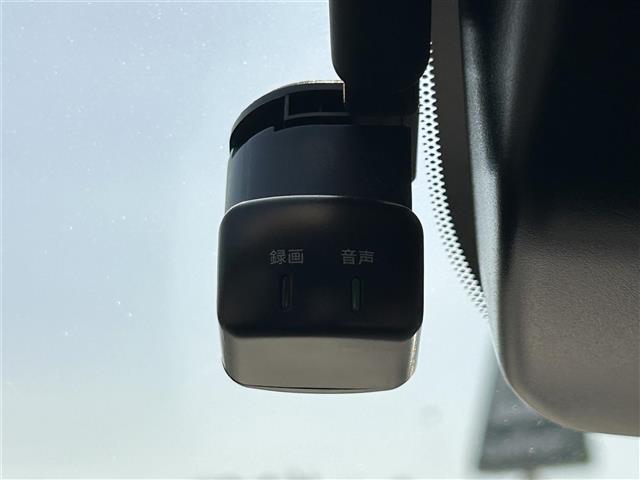 オーラ G レザーエディション 純正ナビ BOSE 全方位 革温席 ドラレコ ACC ETC エマージェンシーブレーキ 横滑り防止 レーンキープ ステアリングヒーター 電動パーキング オートホールド デジタルインナーミラー(37枚目)