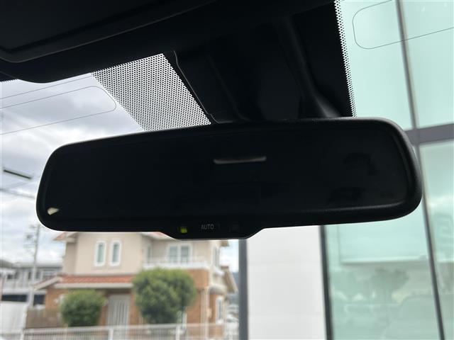 ＣＴ ２００ｈ　Ｆスポーツ　Ｘライン　純正ナビ　バックカメラ　シートヒーター　ビルトインＥＴＣ　ハーフレザーシート　クルーズコントロール　ＬＥＤヘッドライト　コーナーセンサー　純正アルミ　パワーシート　パドルシフト　ステリモ（5枚目）