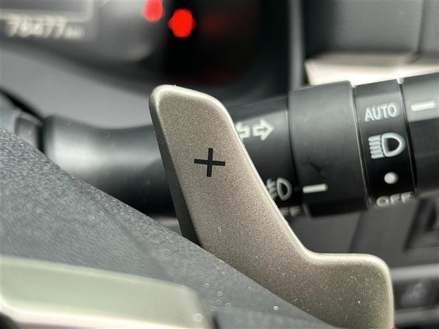 ＣＴ ２００ｈ　Ｆスポーツ　Ｘライン　純正ナビ　バックカメラ　シートヒーター　ビルトインＥＴＣ　ハーフレザーシート　クルーズコントロール　ＬＥＤヘッドライト　コーナーセンサー　純正アルミ　パワーシート　パドルシフト　ステリモ（11枚目）