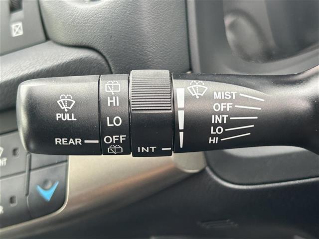 ＣＴ ２００ｈ　Ｆスポーツ　Ｘライン　純正ナビ　バックカメラ　シートヒーター　ビルトインＥＴＣ　ハーフレザーシート　クルーズコントロール　ＬＥＤヘッドライト　コーナーセンサー　純正アルミ　パワーシート　パドルシフト　ステリモ（13枚目）