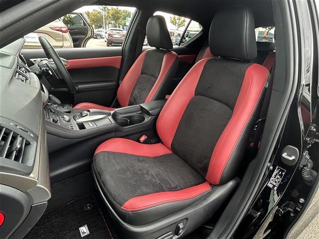 ＣＴ ２００ｈ　Ｆスポーツ　Ｘライン　純正ナビ　バックカメラ　シートヒーター　ビルトインＥＴＣ　ハーフレザーシート　クルーズコントロール　ＬＥＤヘッドライト　コーナーセンサー　純正アルミ　パワーシート　パドルシフト　ステリモ（28枚目）