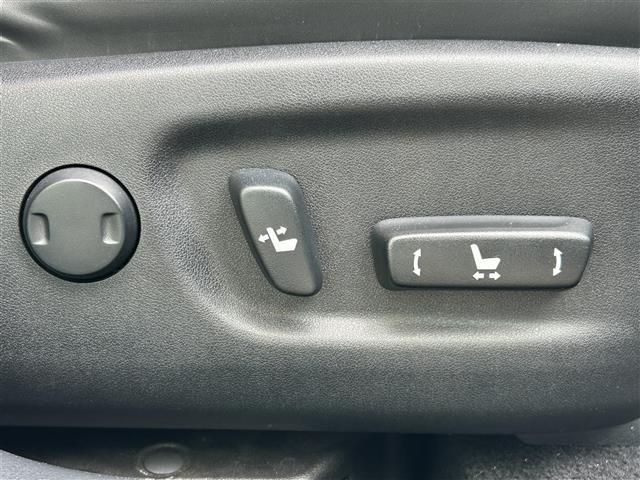 ＣＴ ２００ｈ　Ｆスポーツ　Ｘライン　純正ナビ　バックカメラ　シートヒーター　ビルトインＥＴＣ　ハーフレザーシート　クルーズコントロール　ＬＥＤヘッドライト　コーナーセンサー　純正アルミ　パワーシート　パドルシフト　ステリモ（39枚目）