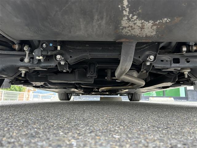 ＣＴ ２００ｈ　Ｆスポーツ　Ｘライン　純正ナビ　バックカメラ　シートヒーター　ビルトインＥＴＣ　ハーフレザーシート　クルーズコントロール　ＬＥＤヘッドライト　コーナーセンサー　純正アルミ　パワーシート　パドルシフト　ステリモ（41枚目）