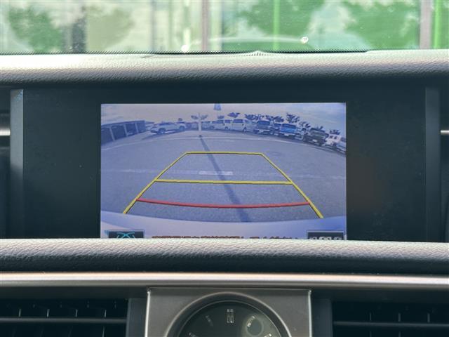IS IS300h 純正ナビ フルセグTV Bカメ クルコン ハーフレザーシート シートヒーター パドルシフト 純正AW 純正フロアマット ビルトインETC ヘッドライト フォグランプ オートライト(3枚目)