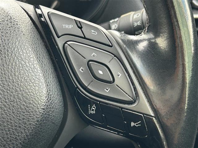 C-HR G 純正9インチナビ バックカメラ ビルトインETC トヨタセーフティセンス レーダークルーズコントロール ブラインドスポットモニター コーナーセンサー ハーフレザーシート 前席シートヒーター(8枚目)