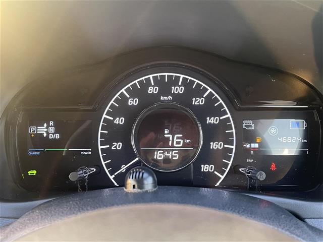 ノート e-パワー X シーギア 純正7インチナビ アラウンドビューモニター ETC レーダークルーズコントロール エマージェンシーブレーキ LEDヘッドライト オートライト ステアリングスイッチ ドライブレコーダー(6枚目)