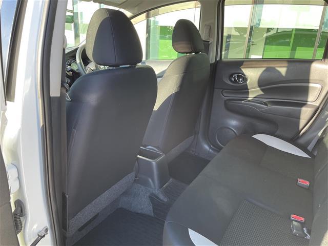 ノート e-パワー X シーギア 純正7インチナビ アラウンドビューモニター ETC レーダークルーズコントロール エマージェンシーブレーキ LEDヘッドライト オートライト ステアリングスイッチ ドライブレコーダー(27枚目)