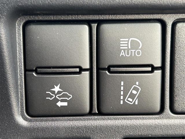 ノア Ｓｉ　ダブルバイビーＩＩＩ　社外ナビ　フルセグＴＶ　Ｂカメ　両側電動　衝突軽減　クルコン　ＬＤＡ　クリアランスソナー　ビルトインＥＴＣ　アイドリングストップ　ＬＥＤヘッドライト（32枚目）