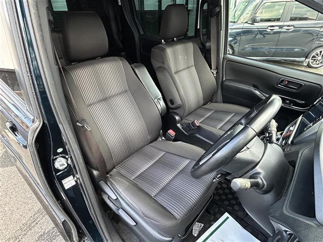 ノア Ｓｉ　ＡＬＰＩＮＥ１０インチワイドナビ　サンルーフ　モデリスタエアロ　バックカメラ　ＥＴＣ　ドライブレコーダー　両側パワースライドドア　クルーズコントロール　車線逸脱防止機能　オートライト（28枚目）