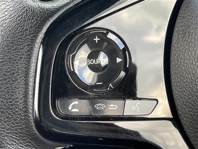 N-BOXカスタム Lターボ 純正8インチナビ バックカメラ 両側パワスラ ETC ドラレコ シートヒーター パドルシフト ハーフレザーシート ステリモ 衝突軽減ブレーキ レーダークルコン LEDヘッドライト オートライト(8枚目)