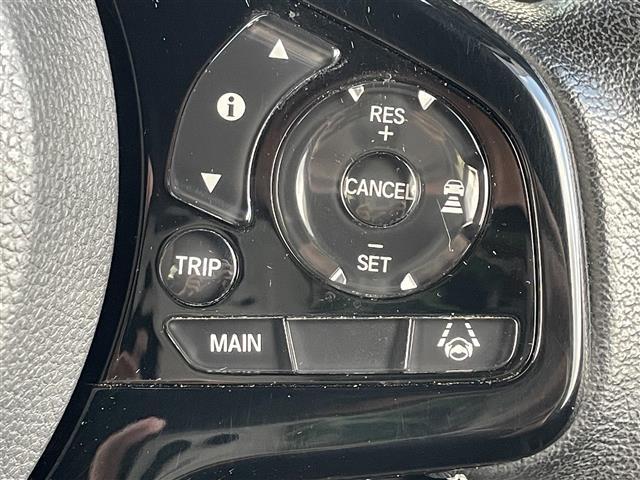 N-BOXカスタム Lターボ 純正8インチナビ バックカメラ 両側パワスラ ETC ドラレコ シートヒーター パドルシフト ハーフレザーシート ステリモ 衝突軽減ブレーキ レーダークルコン LEDヘッドライト オートライト(9枚目)