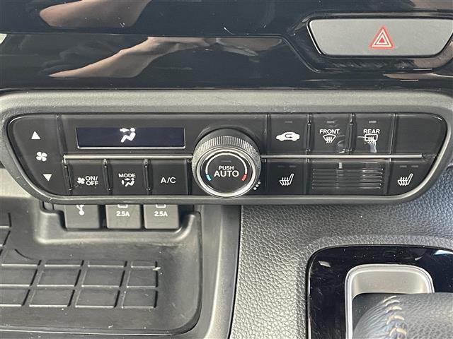 N-BOXカスタム Lターボ 純正8インチナビ バックカメラ 両側パワスラ ETC ドラレコ シートヒーター パドルシフト ハーフレザーシート ステリモ 衝突軽減ブレーキ レーダークルコン LEDヘッドライト オートライト(32枚目)