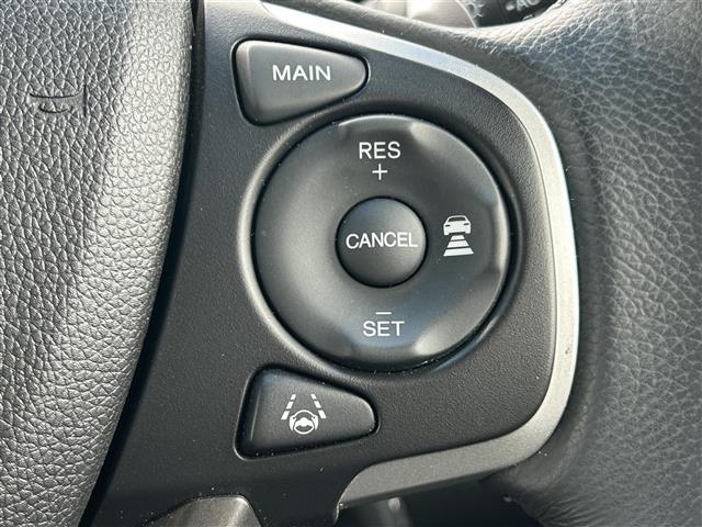 ステップワゴンスパーダ スパーダ・クールスピリット 純正ナビ 全方位カメラ 純正フリップダウンモニター ドラレコ 両側パワスラ ETC シートヒーター オートライト 衝突軽減ブレーキ クルーズコントロール パドルシフト ステアリングリモコン(8枚目)