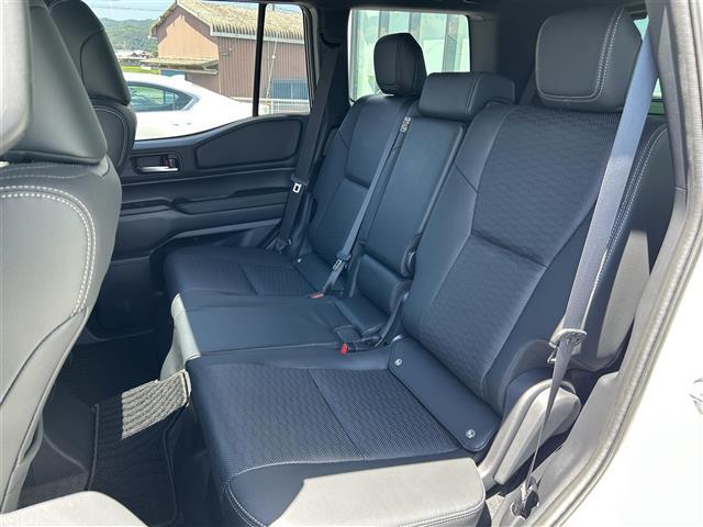 ランドクルーザー250 VX 純正ナビ 革温冷席 全方位 サンルーフ ACC 衝突軽減 横滑り防止機能 4WD レーンキープアシスト コーナーセンサー ドラレコ デジタルインナーミラー ブラインドスポットモニター 電動リアゲート(25枚目)