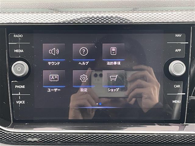 ポロ TSIアクティブ 純正ディスプレイオーディオ バックカメラ 前後ドラレコ ETC2.0 ステリモ パドルシフト 前後コーナーセンサー 置くだけ充電器 レーダークルコン LEDヘッドライト オートライト Pスタート(3枚目)