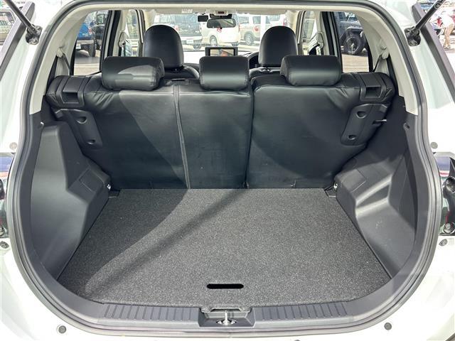 ライズ Ｚ　社外９インチナビ　バックカメラ　ビルトインＥＴＣ　ドライブレコーダー　レーダークルーズコントロール　クリアランスソナー　前席シートヒーター　革ステアリング　ステアリングスイッチ　オートライト（29枚目）