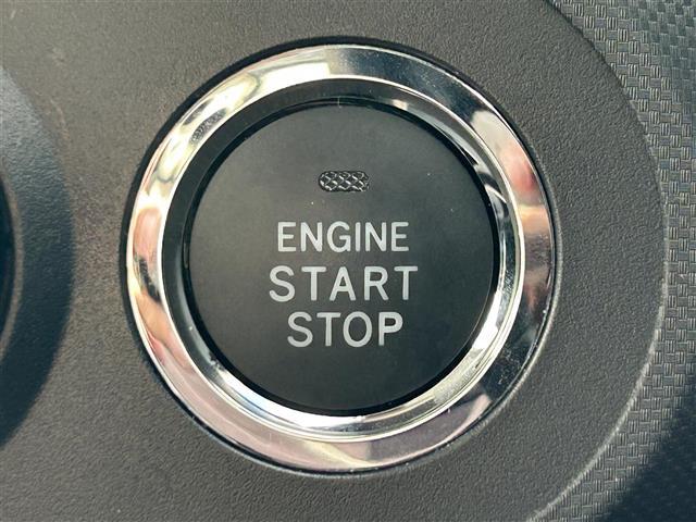 ライズ Ｚ　社外９インチナビ　バックカメラ　ビルトインＥＴＣ　ドライブレコーダー　レーダークルーズコントロール　クリアランスソナー　前席シートヒーター　革ステアリング　ステアリングスイッチ　オートライト（32枚目）