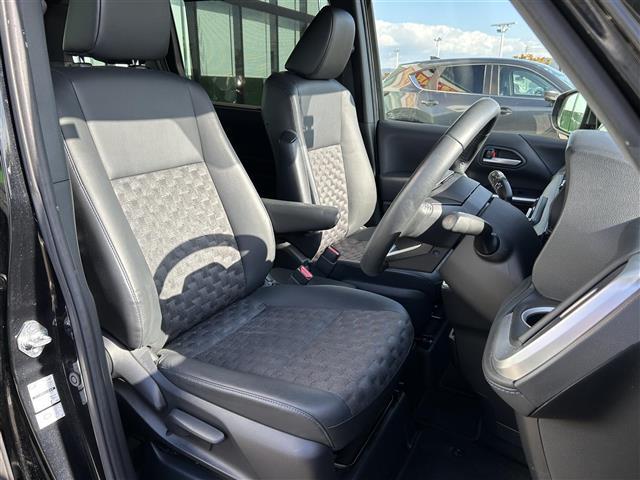 ヴォクシー Ｓ－Ｚ　純正コネクティッドナビ　バックカメラ　ビルトインＥＴＣ２．０　トヨタセーフティセンス　両側パワースライドドア　ハーフレザーシート　シートヒーター　クリアランスソナー　オートライト　純正ＡＷ（22枚目）