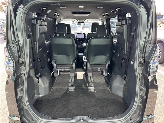 ヴォクシー Ｓ－Ｚ　純正コネクティッドナビ　バックカメラ　ビルトインＥＴＣ２．０　トヨタセーフティセンス　両側パワースライドドア　ハーフレザーシート　シートヒーター　クリアランスソナー　オートライト　純正ＡＷ（31枚目）