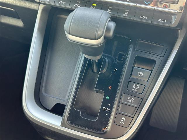 ヴォクシー Ｓ－Ｚ　純正コネクティッドナビ　バックカメラ　ビルトインＥＴＣ２．０　トヨタセーフティセンス　両側パワースライドドア　ハーフレザーシート　シートヒーター　クリアランスソナー　オートライト　純正ＡＷ（32枚目）