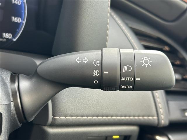 気になる車はすぐにお問い合わせください！画面右側の００６６から始まる無料ダイヤルからお問い合わせ下さい！専門スタッフがお車のご質問にお答えいたします！