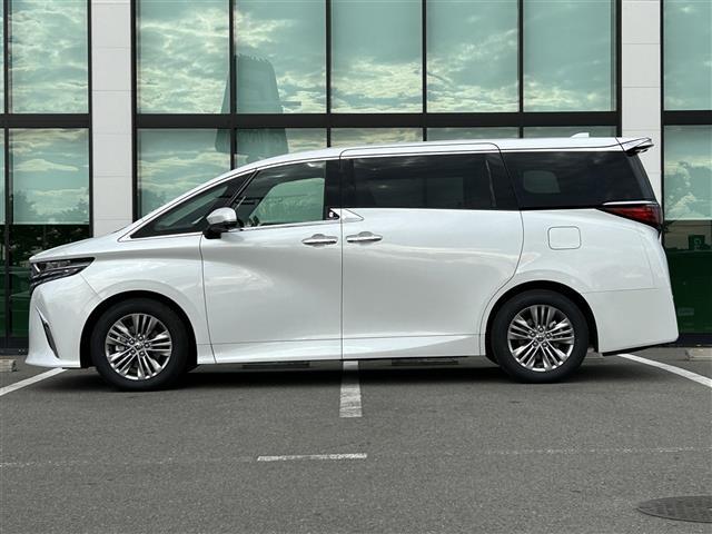 商談ルームにはキッズルームも完備しています☆お子様連れでもゆっくりとお車をお選びいただけます！