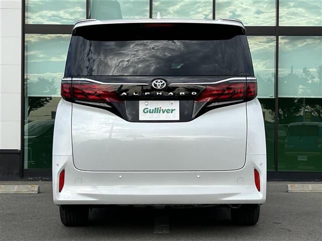 店頭在庫以外にも全国約４万台※の在庫から、ぴったりな１台をご提案します！※２０２３年１０月現在の在庫台数です。売約済の可能性があります。