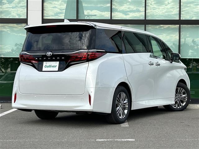 店頭販売もしておりますので、先に在庫が無くなってしまうこともございます。気になる車はまずはお問い合わせください！