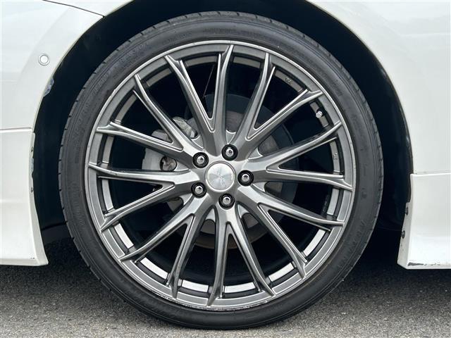 プリウス Ａツーリングセレクション　純正９インチナビ　バックカメラ　モデリスタエアロ　ドラレコ　ＥＴＣ　ブラインドスポットモニター　レーダークルコン　ヘッドアップディスプレイ　オートライト　シートヒーター　ステリモ　衝突軽減ブレーキ（23枚目）