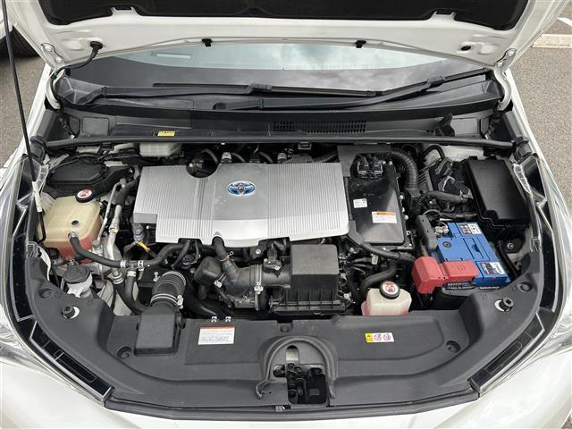 プリウス Ａツーリングセレクション　純正９インチナビ　バックカメラ　モデリスタエアロ　ドラレコ　ＥＴＣ　ブラインドスポットモニター　レーダークルコン　ヘッドアップディスプレイ　オートライト　シートヒーター　ステリモ　衝突軽減ブレーキ（40枚目）