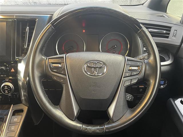 ヴェルファイア ２．５Ｚ　ゴールデンアイズ　純正ナビ　フルセグＴＶ　Ｂカメ　純正フリップダウンモニター　デジタルインナーミラー　両側電動扉　衝突軽減　追従走行　ドラレコ　ビルトインＥＴＣ　ＰＢドア　純正ＡＷ　ＬＥＤヘッド（8枚目）