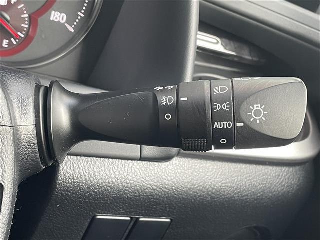 ヴェルファイア ２．５Ｚ　ゴールデンアイズ　純正ナビ　フルセグＴＶ　Ｂカメ　純正フリップダウンモニター　デジタルインナーミラー　両側電動扉　衝突軽減　追従走行　ドラレコ　ビルトインＥＴＣ　ＰＢドア　純正ＡＷ　ＬＥＤヘッド（12枚目）