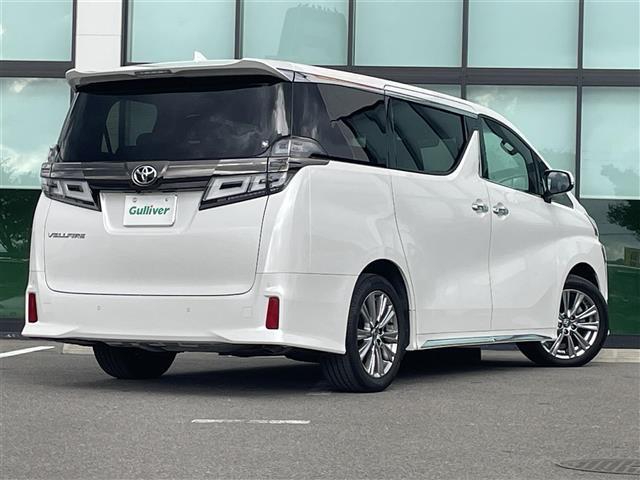 ヴェルファイア ２．５Ｚ　ゴールデンアイズ　純正ナビ　フルセグＴＶ　Ｂカメ　純正フリップダウンモニター　デジタルインナーミラー　両側電動扉　衝突軽減　追従走行　ドラレコ　ビルトインＥＴＣ　ＰＢドア　純正ＡＷ　ＬＥＤヘッド（17枚目）