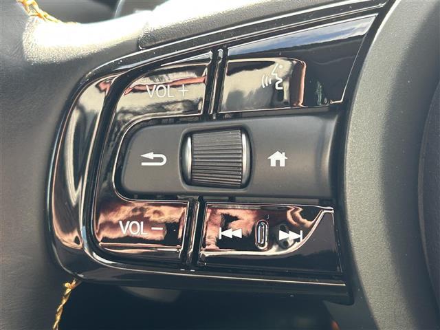 フィット ｅ：ＨＥＶ　ＲＳ　衝突軽減　純正ＡＷ　ＥＴＣ　ＡＣＣ　ドラレコ　Ｂカメ　純正ディスプレイオーディオ　横滑り防止機能　レーンキープアシスト　コーナーセンサー　電動パーキング　オートホールド　ＬＥＤヘッドライト（9枚目）