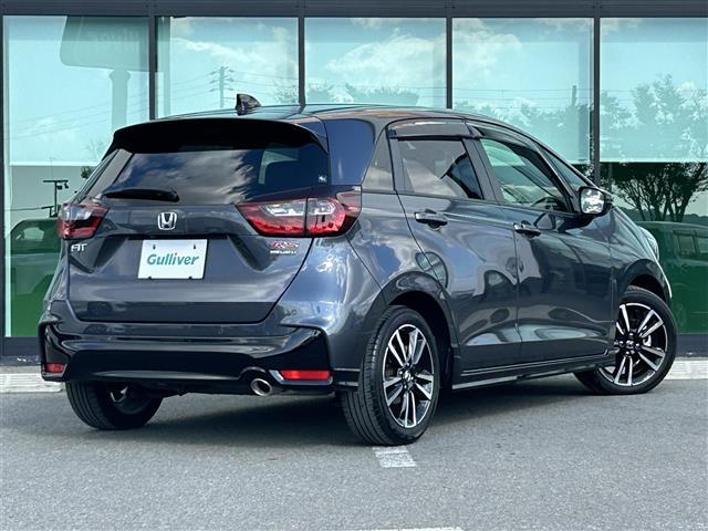 フィット ｅ：ＨＥＶ　ＲＳ　衝突軽減　純正ＡＷ　ＥＴＣ　ＡＣＣ　ドラレコ　Ｂカメ　純正ディスプレイオーディオ　横滑り防止機能　レーンキープアシスト　コーナーセンサー　電動パーキング　オートホールド　ＬＥＤヘッドライト（17枚目）