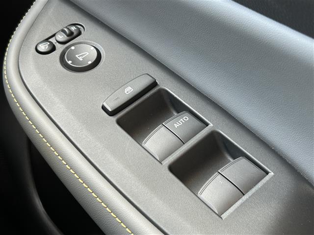 フィット ｅ：ＨＥＶ　ＲＳ　衝突軽減　純正ＡＷ　ＥＴＣ　ＡＣＣ　ドラレコ　Ｂカメ　純正ディスプレイオーディオ　横滑り防止機能　レーンキープアシスト　コーナーセンサー　電動パーキング　オートホールド　ＬＥＤヘッドライト（39枚目）