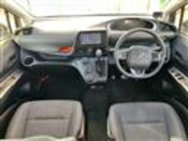 シエンタ X 純正7インチナビ フルセグTV Bluetooth バックカメラ ビルトインETC 純正ドライブレコーダー 左側パワースライドドア 運転席シートヒーター オートライト フォグランプ(3枚目)