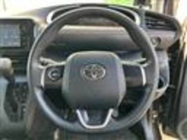 シエンタ X 純正7インチナビ フルセグTV Bluetooth バックカメラ ビルトインETC 純正ドライブレコーダー 左側パワースライドドア 運転席シートヒーター オートライト フォグランプ(9枚目)