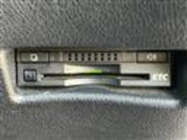 シエンタ X 純正7インチナビ フルセグTV Bluetooth バックカメラ ビルトインETC 純正ドライブレコーダー 左側パワースライドドア 運転席シートヒーター オートライト フォグランプ(40枚目)