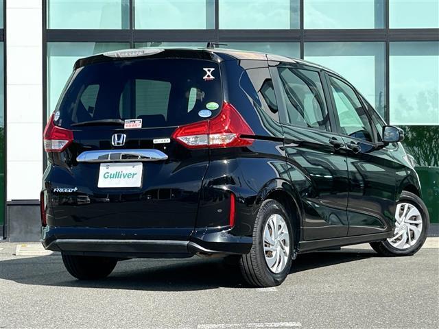 フリード＋ Ｇ　純正ＤＯ　両側パワースライドドア　ドライブレコーダー　ＥＴＣ　横滑り防止　プッシュスタート　オートエアコン　アイドリングストップ　スマートキー　純正マット　ハロゲンヘッドライト（16枚目）