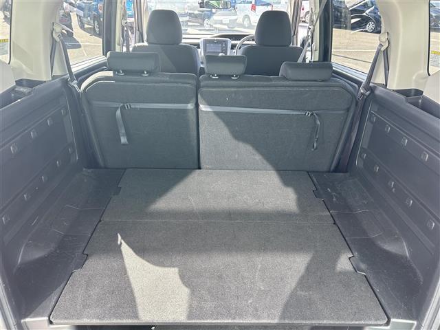 フリード＋ Ｇ　純正ＤＯ　両側パワースライドドア　ドライブレコーダー　ＥＴＣ　横滑り防止　プッシュスタート　オートエアコン　アイドリングストップ　スマートキー　純正マット　ハロゲンヘッドライト（29枚目）