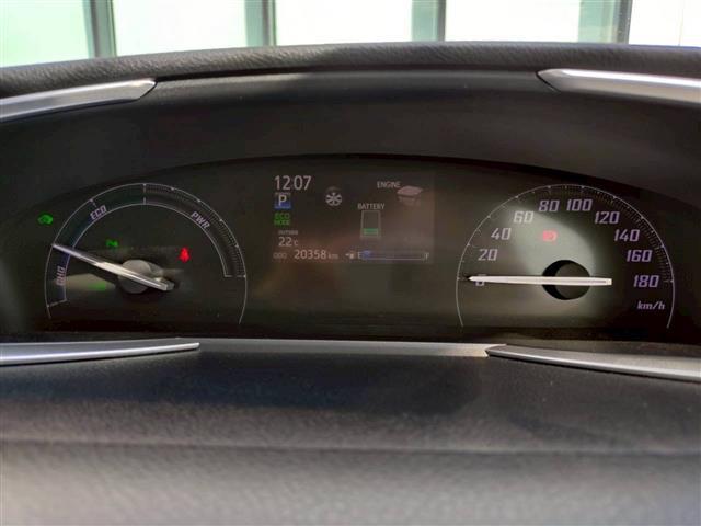 シエンタ ファンベースＧ　セーフティＥＤ　純正ナビ　フルセグＴＶ　全方位　両側電動扉　衝突軽減　クルコン　クリアランスソナー　シートヒーター　ドラレコ　純正ビルトインＥＴＣ　ＬＥＤヘッド　フォグランプ　オートライト　オートマチックハイビーム（6枚目）